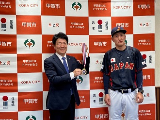世界ろう野球大会日本代表森選手訪問